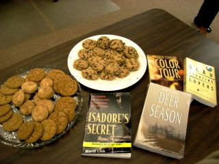 files/2009/07/books_cookies.jpg